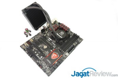 Review Thermaltake Water 3.0 Performer C: Watercooling Termurah untuk AMD dan Intel 12 DSC09596