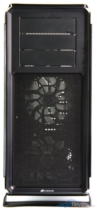 Hands-On Review Casing Corsair Graphite 760T: Produk Terbaru Line-Up Graphite 4 Tampak sisi depan casing