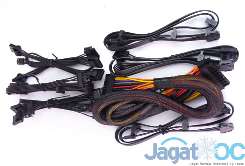 Hands-on Review LEPA MaxPlatinum 1700W: PSU Bertenaga Ekstra Besar 5 LEPA1700W_26