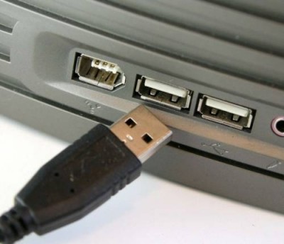 5 Tips Untuk Menghemat Baterai Laptop Saat Mudik 5 USB-Port