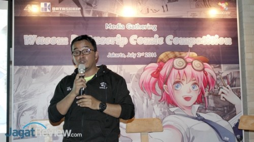 Wacom dan Datascrip Gelar Comic Competition 2 Perwakilan dari Datascrip menjelaskan hadiah yang akan diperebutkan untuk kompetisi ini.