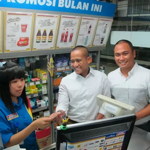 iPaymu Gandeng Indomaret Demi Kemudahan Transaksi Online 1 foto 1