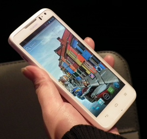 Pengapalan Smartphone Huawei di Semester Pertama 2014 Naik 62% 26 huawei ascend d quad original