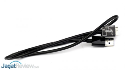 Hands-On Asus MB168B+: Monitor Portable Full HD dengan USB 3.0 3 Asus MB168M+ (10)