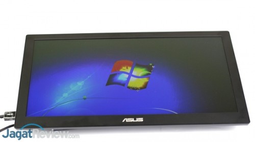 Hands-On Asus MB168B+: Monitor Portable Full HD dengan USB 3.0 2 Asus MB168M+ (3)