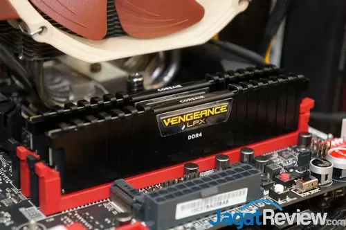 Review Corsair Vengeance LPX 16GB (4x4GB) DDR4-2800Mhz CL16 86 DSC00230s
