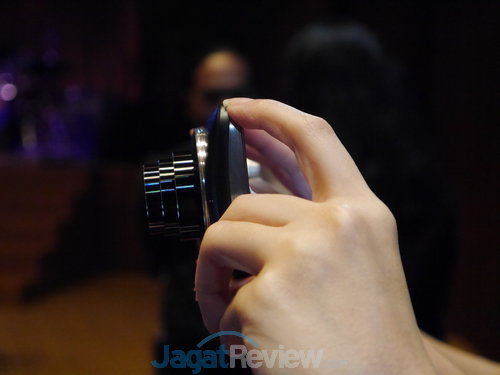Hands-On Review Samsung Galaxy K Zoom: Smartphone dengan Optical Zoom 10x 5 Galaxy K Zoom (2)
