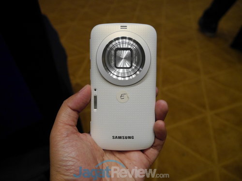 Hands-On Review Samsung Galaxy K Zoom: Smartphone dengan Optical Zoom 10x 2 Galaxy K Zoom (6)