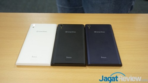 Unboxing Smartfren Andromax V3S: Smartphone Untuk Pencinta Selfie 12 _DSC2983