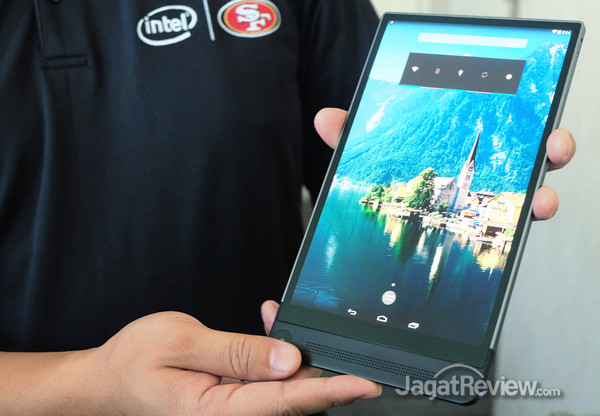 IDF 2014: Dell Venue 8 7000, Tablet Tertipis dengan Kamera Intel 1 Dell Venue 8 7000 size