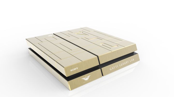 Jumbo unveils gold PS4 at Games14 3