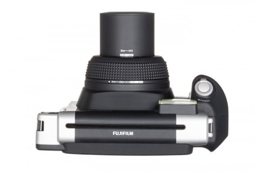 Fujifilm Luncurkan Instax Wide 300 Seharga $130 3 instant-camera-1