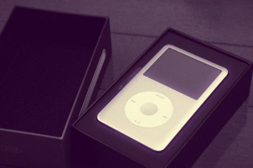 Apple Hentikan Produksi iPod Classic 1 ipod-classic-dead-970x0
