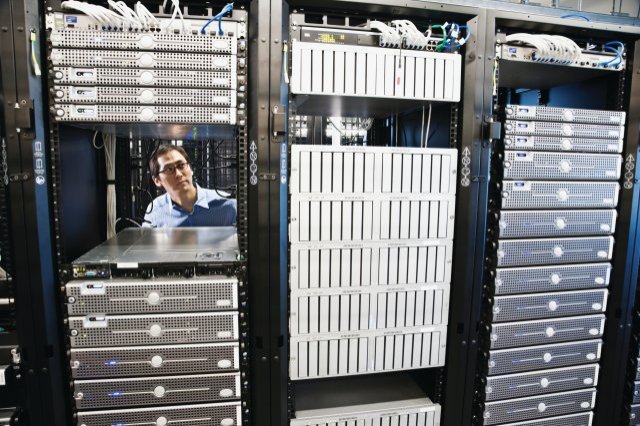 Pekerja IT Lebih Memilih Kerja di Perusahaan Menengah 1 it workrs