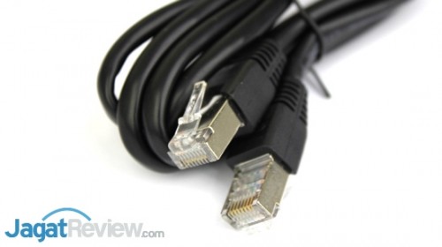 Preview Router Asus RT-AC87U: Gagah dengan 4 Antena Unik 6 Asus RT-AC87U - 06