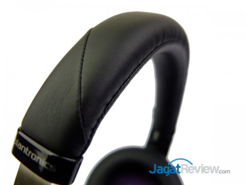 Hands-On Plantronics BackBeat Pro: Headphone Wireless Kaya Fitur dengan Ketahanan Baterai Tinggi 13 BackBeat-Pro-12