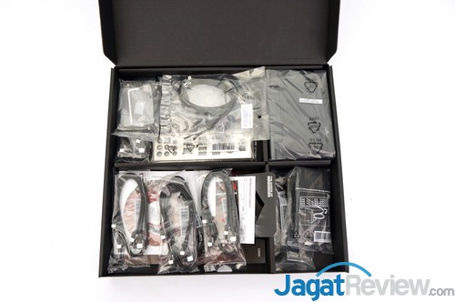 Preview ASUS Rampage V Extreme: Motherboard X99  DSC08517