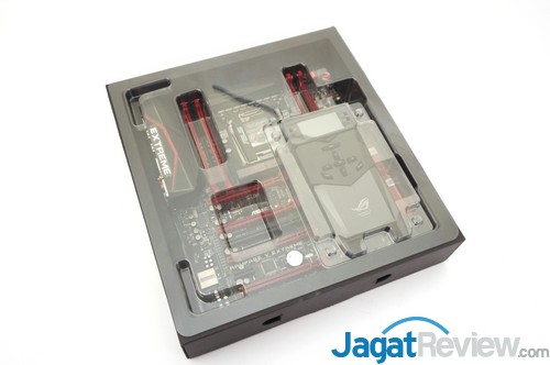 Preview ASUS Rampage V Extreme: Motherboard X99  DSC08520