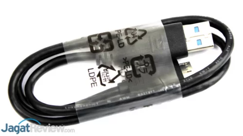 Review Seagate Wireless Plus 2TB: Wireless Storage dengan Dukungan Cloud 2 Seagate Wireless Plus 11