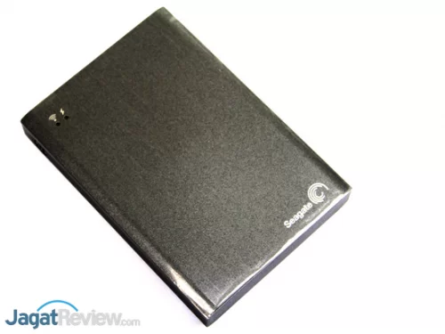Review Seagate Wireless Plus 2TB: Wireless Storage dengan Dukungan Cloud 5 Seagate Wireless Plus 12