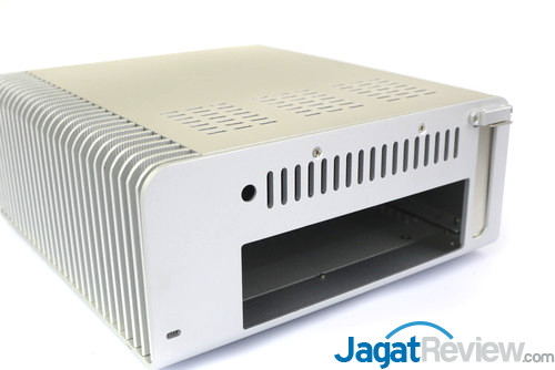 Review Streacom FC8 Evo: Casing Mini-ITX untuk PC Fanless 14 StreacomFC8Evo_18
