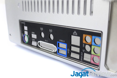 Review Streacom FC8 Evo: Casing Mini-ITX untuk PC Fanless 7 StreacomFC8Evo_33