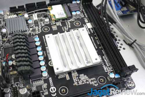 Review Streacom FC8 Evo: Casing Mini-ITX untuk PC Fanless 19 StreacomFC8Evo_53