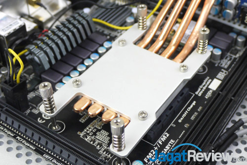 Review Streacom FC8 Evo: Casing Mini-ITX untuk PC Fanless 26 StreacomFC8Evo_61