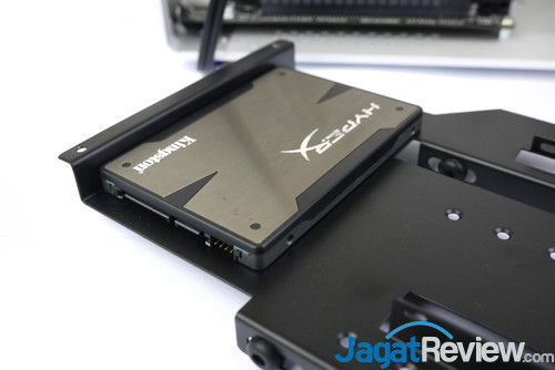 Review Streacom FC8 Evo: Casing Mini-ITX untuk PC Fanless 28 StreacomFC8Evo_63