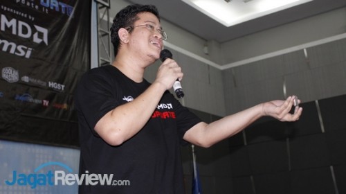 Perkenalan Teknologi Terkini di Techno Update Univ. Multimedia Nusantara 3 AMD memperkenalkan APU Richland dan Kaveri.