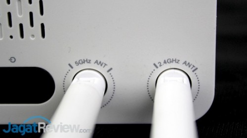 Hands-On Review TotoLink A2004NS: Router Wireless AC dengan Banyak Opsi Konfigurasi 6 TotoLink A2004NS - 08