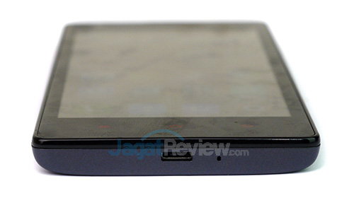 Review Xiaomi Redmi 1s: Smartphone Android Kencang dengan Harga Murah 13 Xiaomi Redmi 1S - Sisi Bawah