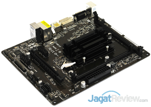 asrock d1800m board 01