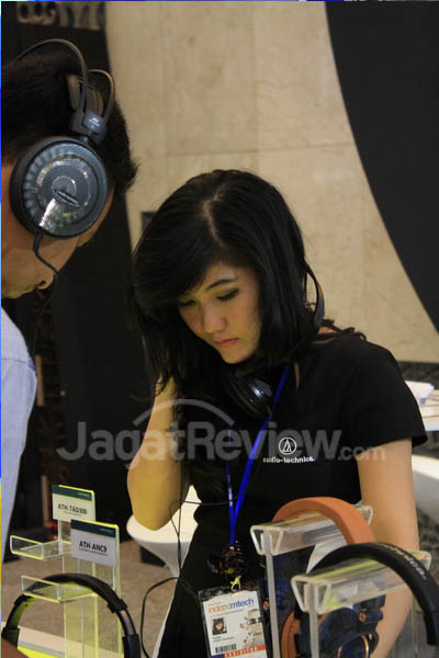Booth Babes Indocomtech 2014 & IMOS 2014 - Part 1 1 1