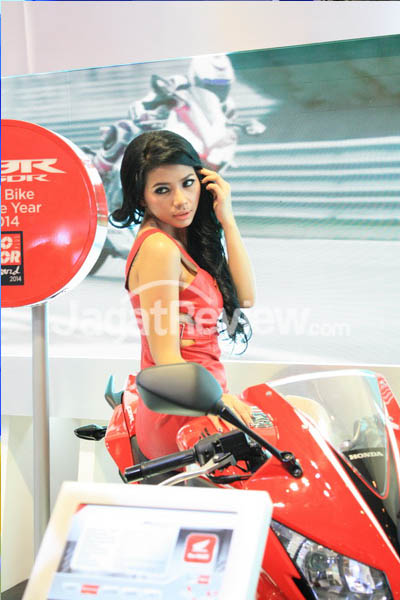 Booth Babes Indocomtech 2014 & IMOS 2014 - Part 2 1 13