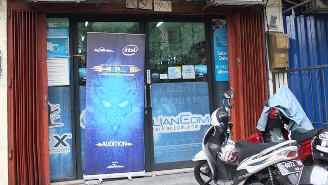 AOCT 2014 Audition - Surabaya: 2 Tim Terbaik Peraih Silver Ticket 40 BerlianCom