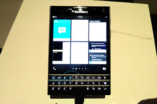Blackberry Passport Resmi Diluncurkan di Indonesia 2 Blackberry Passport
