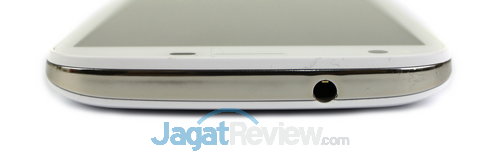 Review Bolt Powerphone ZTE V9820: Smartphone Android 4G dengan Fitur DSDA 15 Di bagian atas ada slot audio jack 3.5mm