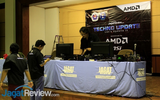 Techno Update Bersama AMD Mengunjungi Univ. Gunadarma 12 Techno Update AMD Univ. Gunadarma 01