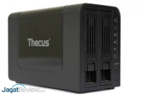 Thecus N2310 - 06