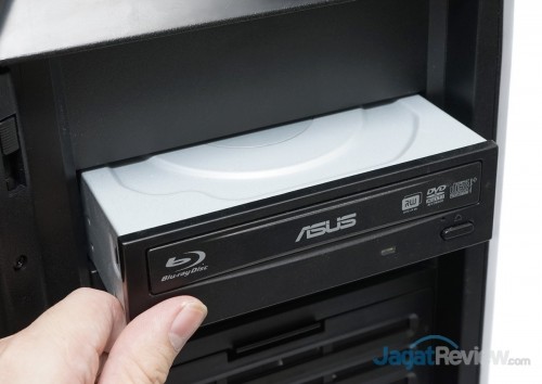 Hands-On Review Thermaltake Urban T81: Casing Full-Tower High-End 11 Thermaltake Urban T81 80