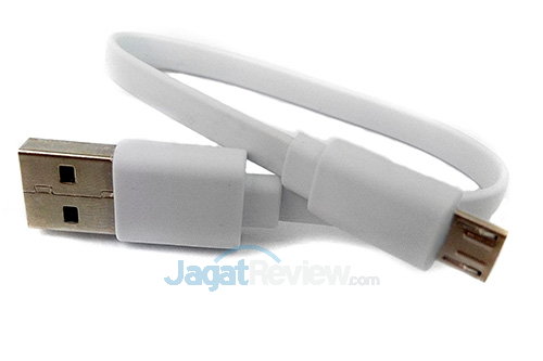 Review Power Bank Xiaomi 5200: Murah Ringkas dengan Performa Tinggi 5 Xiaomi Powerbank 5200 - Kabel USB