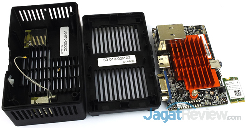 Review ECS LIVA 32 GB: PC Desktop Super Irit Berukuran Mungil 9 ecs liva 32gb components