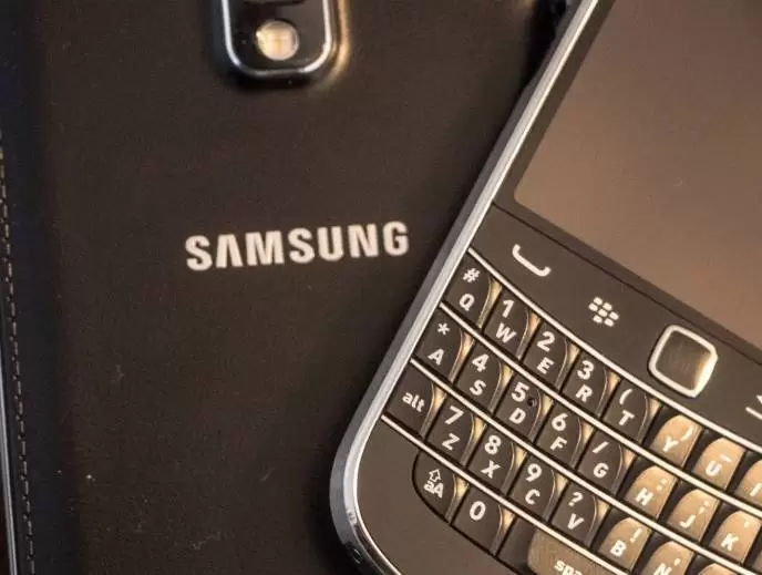 BlackBerry Bantah Rumor Proses Akuisisi Samsung 1 samsung bb