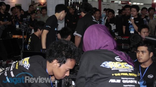 AOCT 2014 The Final Battle: Inilah Jawara dari Motherboard Challenge Asus 2 AOCT 2014 The Final Battle - Day 3 (06)