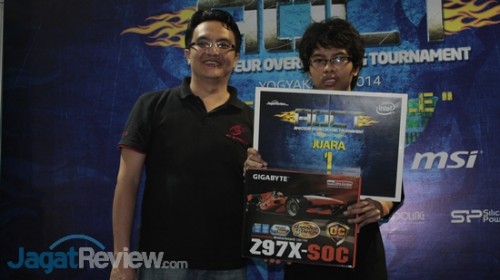 AOCT 2014 The Final Battle: Pemenang Motherboard Challenge Gigabyte 5 AOCT 2014 The Final Battle - Day 3 (06)