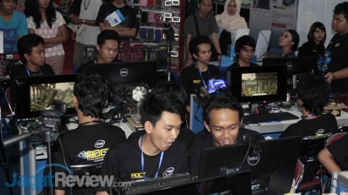 AOCT 2014 The Final Battle: Pemenang Motherboard Challenge Gigabyte 2 AOCT 2014 The Final Battle - Day 3 (10)