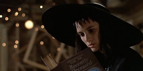 Tim Burton: Beetlejuice 2 Bukanlah Sekuel 1 Beetlejuice_2_40358