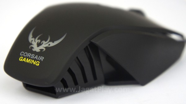 Review Corsair Gaming M65 RGB: Mouse Gaming Keren Untuk Game Action! 2 Corsair Gaming M65 RGB 1