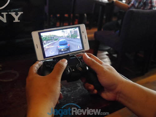 Sony Pamerkan Fitur PS4 Remote Play di Xperia Z3 19 PS4 Remote Play Xperia Z3 2
